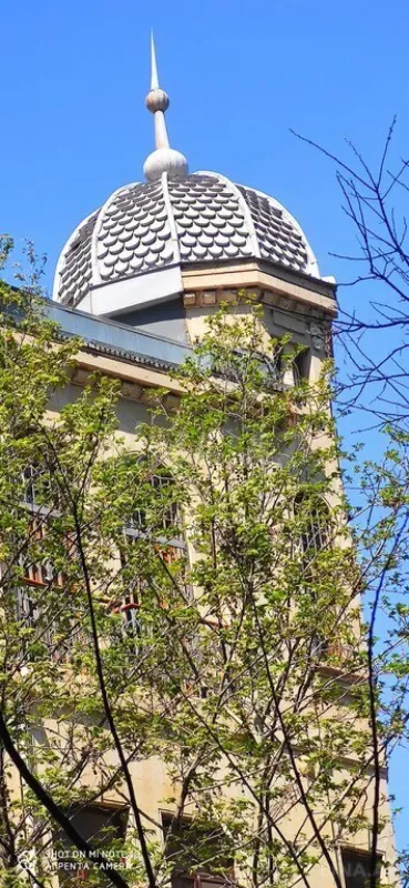 Satılır 4 otaqlı mənzil 380 m²