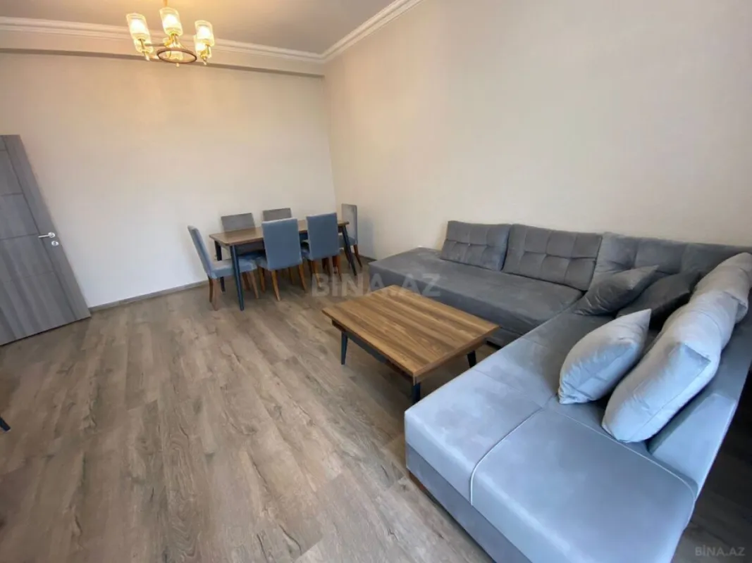 Kirayə verilir 3 otaqlı mənzil 140 m²