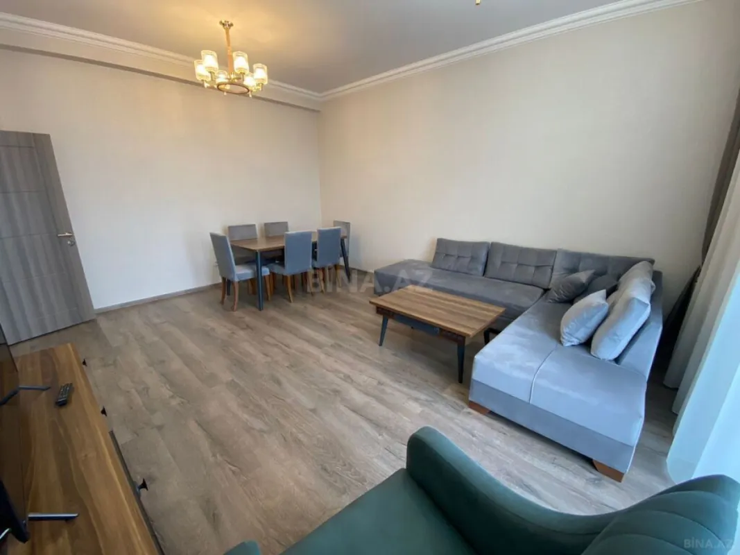 Kirayə verilir 3 otaqlı mənzil 140 m²