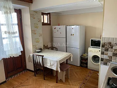 Satılır 4 otaqlı mənzil 115 m²