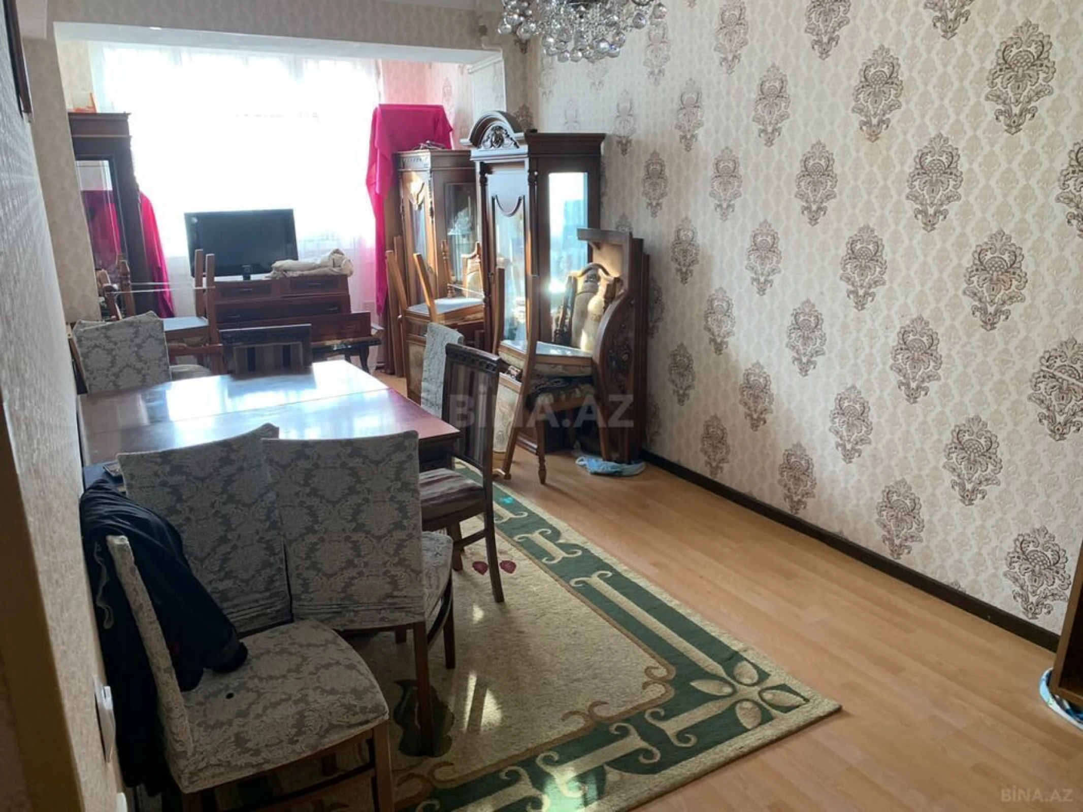 Satılır 4 otaqlı mənzil 115 m²