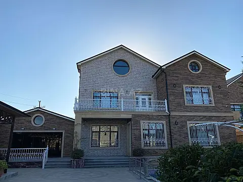 Kirayə verilir 5 otaqlı həyət evi 340 m² — Bakı, Buzovna 5 otaq 340.00 m²