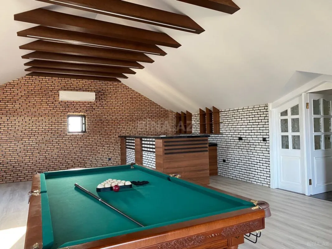 Kirayə verilir 5 otaqlı həyət evi 340 m²