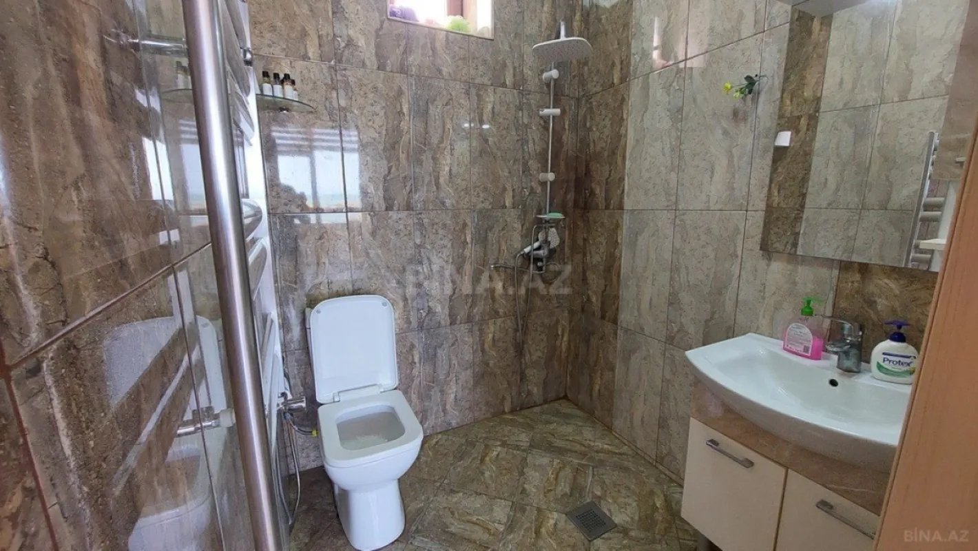 Kirayə verilir 4 otaqlı həyət evi 250 m²