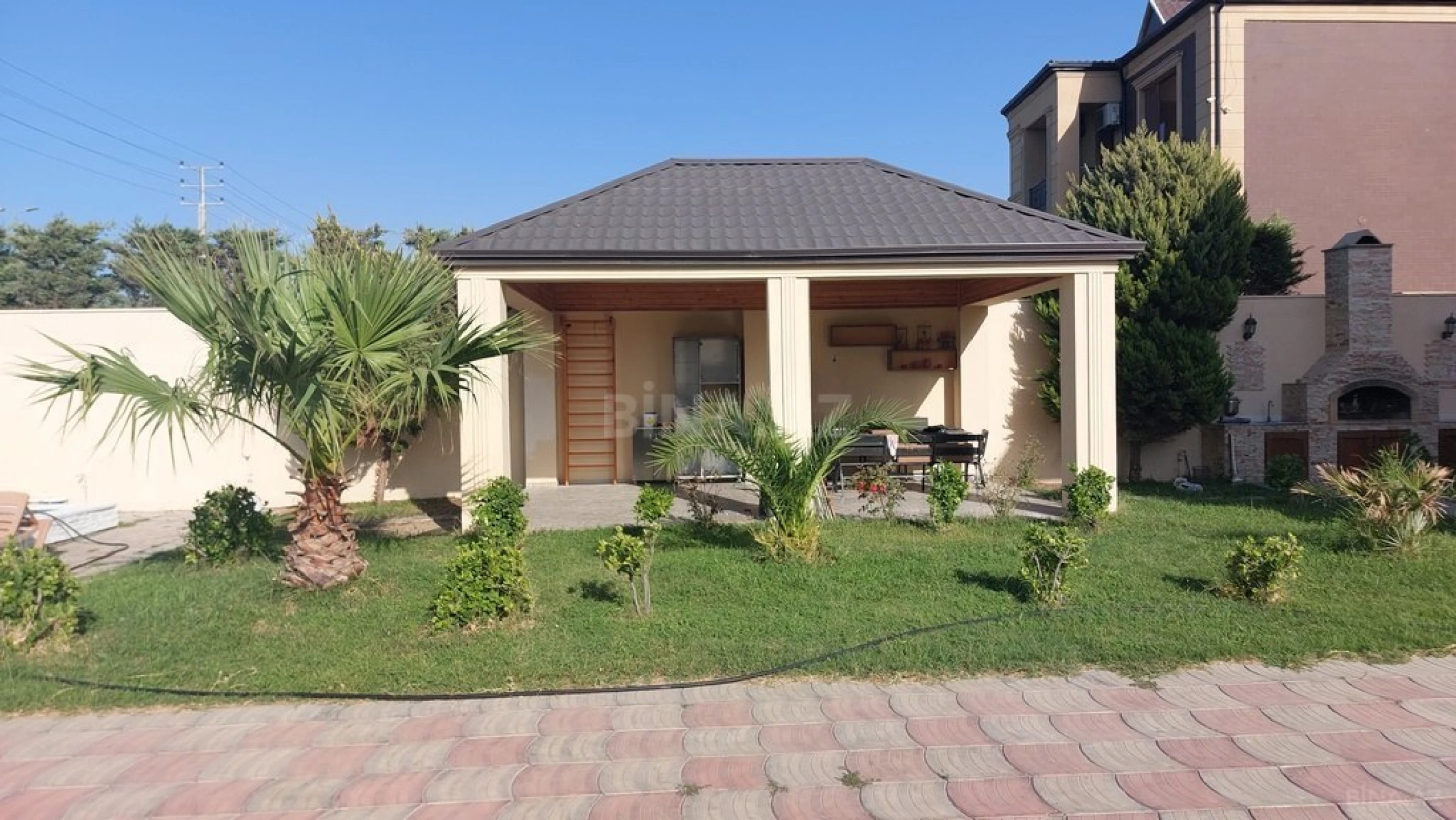 Kirayə verilir 4 otaqlı həyət evi 250 m²