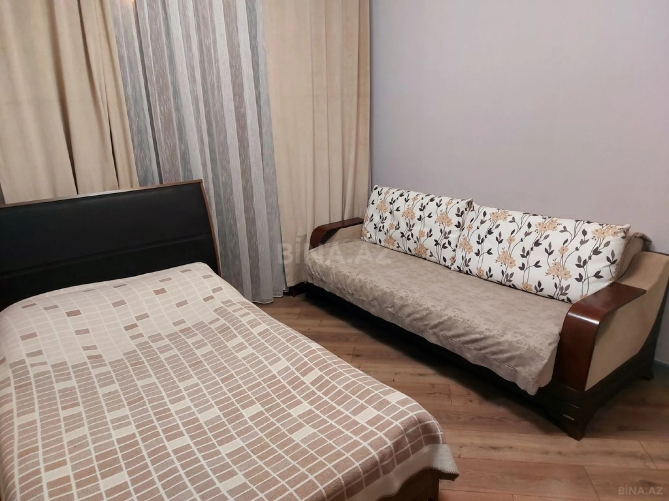 Kirayə verilir 4 otaqlı həyət evi 250 m²