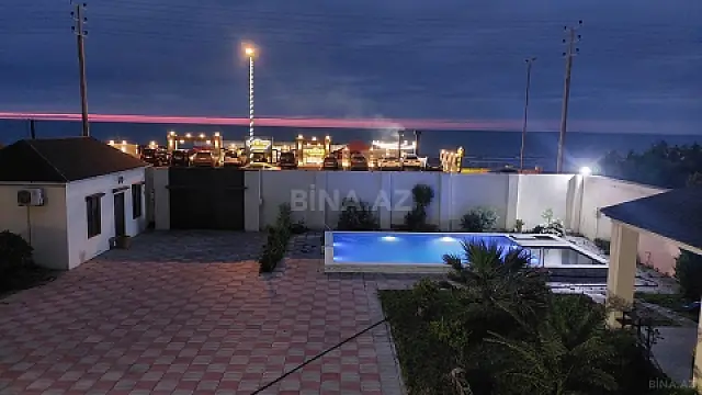 Kirayə verilir 4 otaqlı həyət evi 250 m²