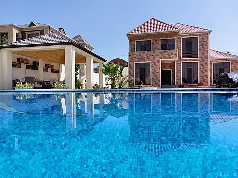 Kirayə verilir 4 otaqlı həyət evi 250 m² — Bakı, Novxanı 4 otaq 250.00 m²