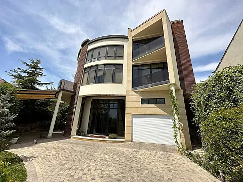 Kirayə verilir həyət evi 340 m² — Bakı, Şıxov 340.00 m²