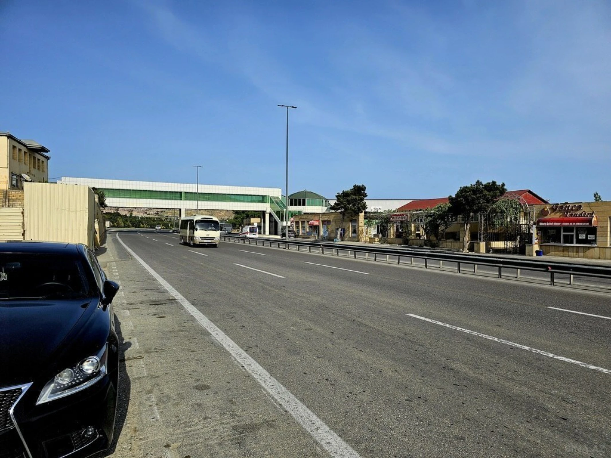 Satılır obyekt 1500 m²