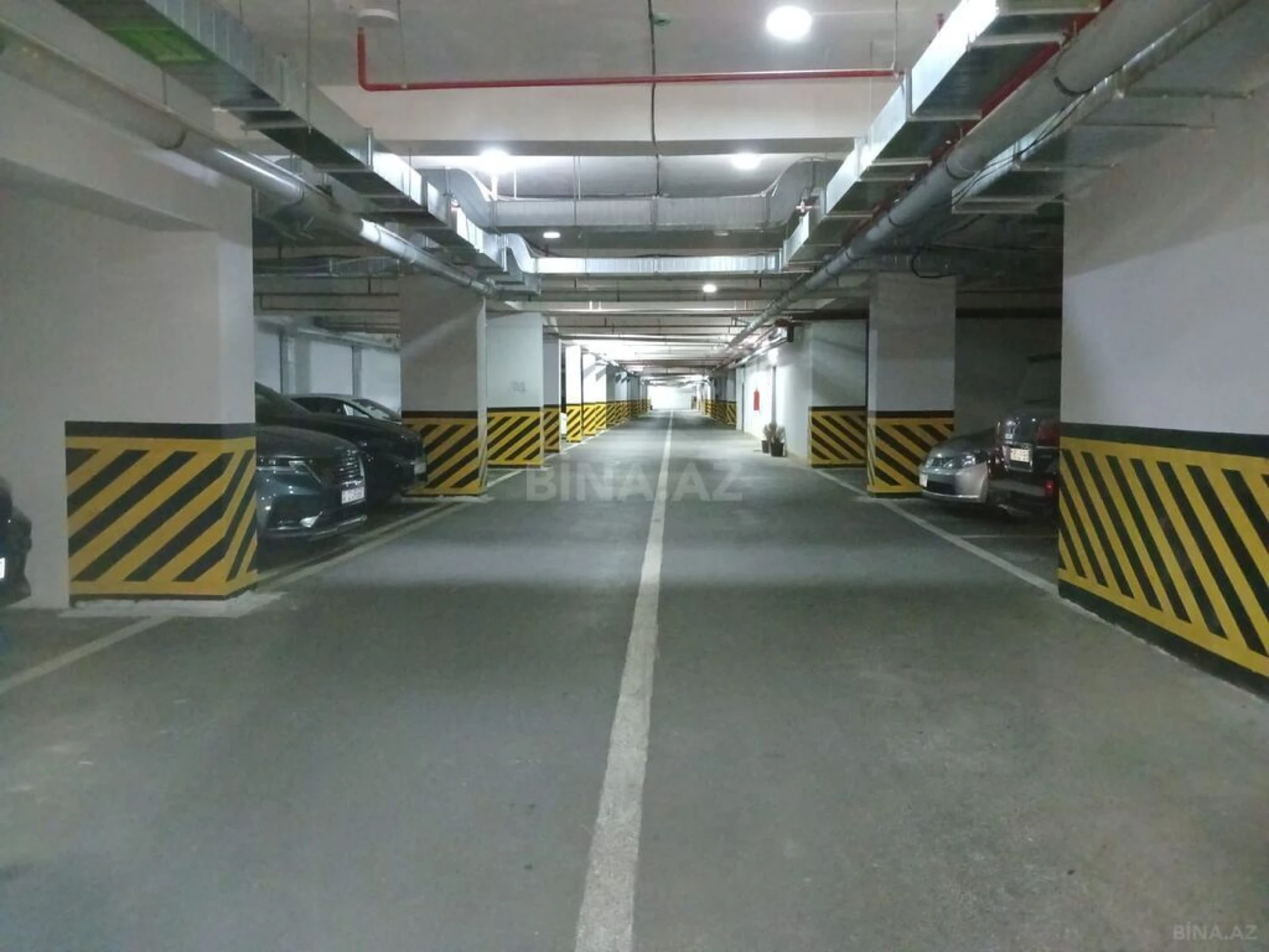 Satılır 4 otaqlı mənzil 231.41 m²