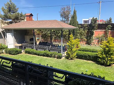 Kirayə verilir 6 otaqlı həyət evi 300 m²