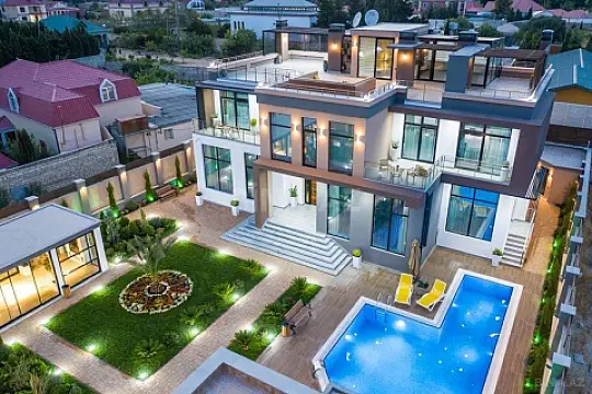 Kirayə verilir 6 otaqlı həyət evi 540 m²