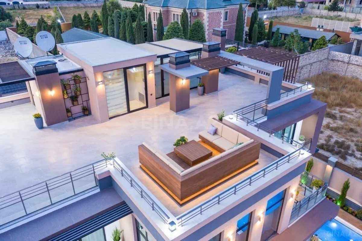 Kirayə verilir 6 otaqlı həyət evi 540 m²