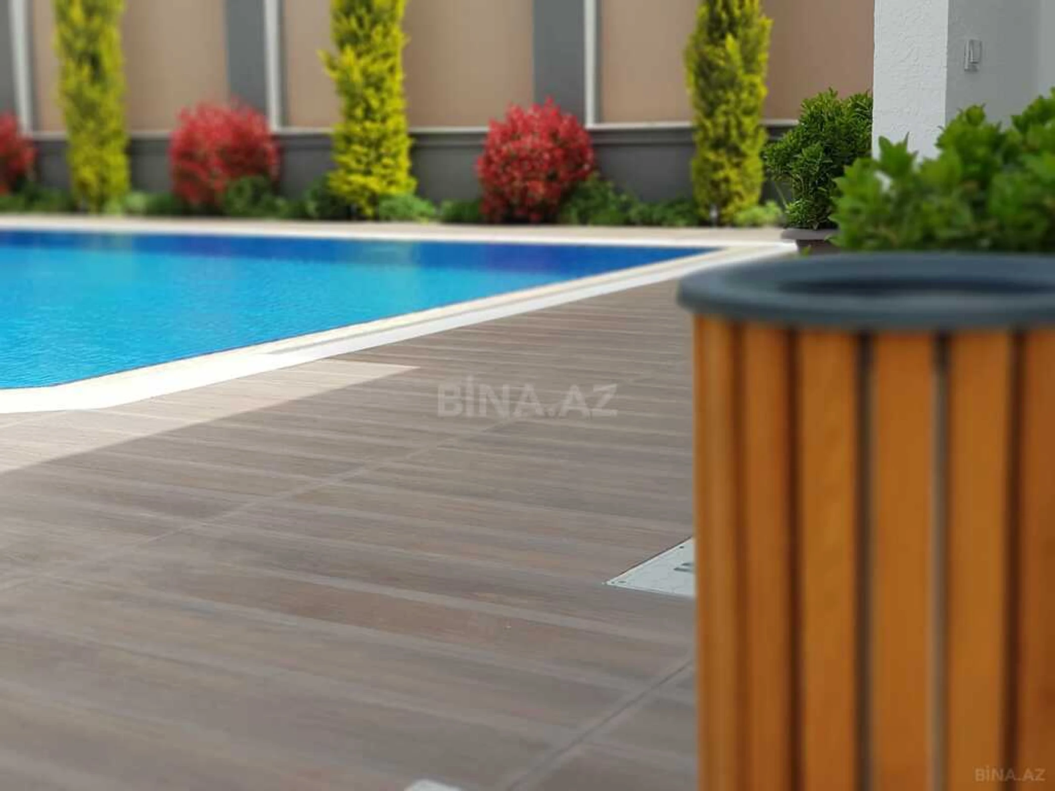 Kirayə verilir 6 otaqlı həyət evi 540 m²