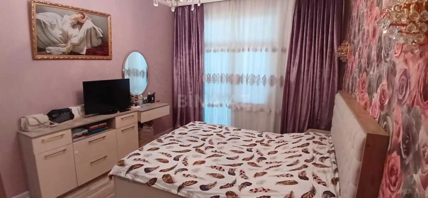 Satılır 3 otaqlı mənzil 125 m²