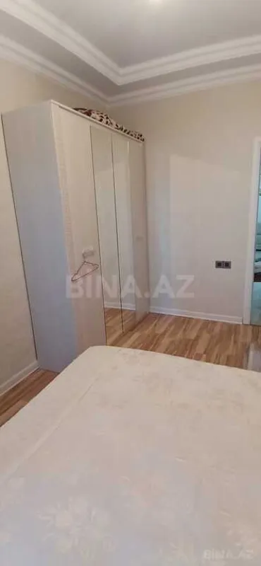 Satılır 3 otaqlı mənzil 125 m²