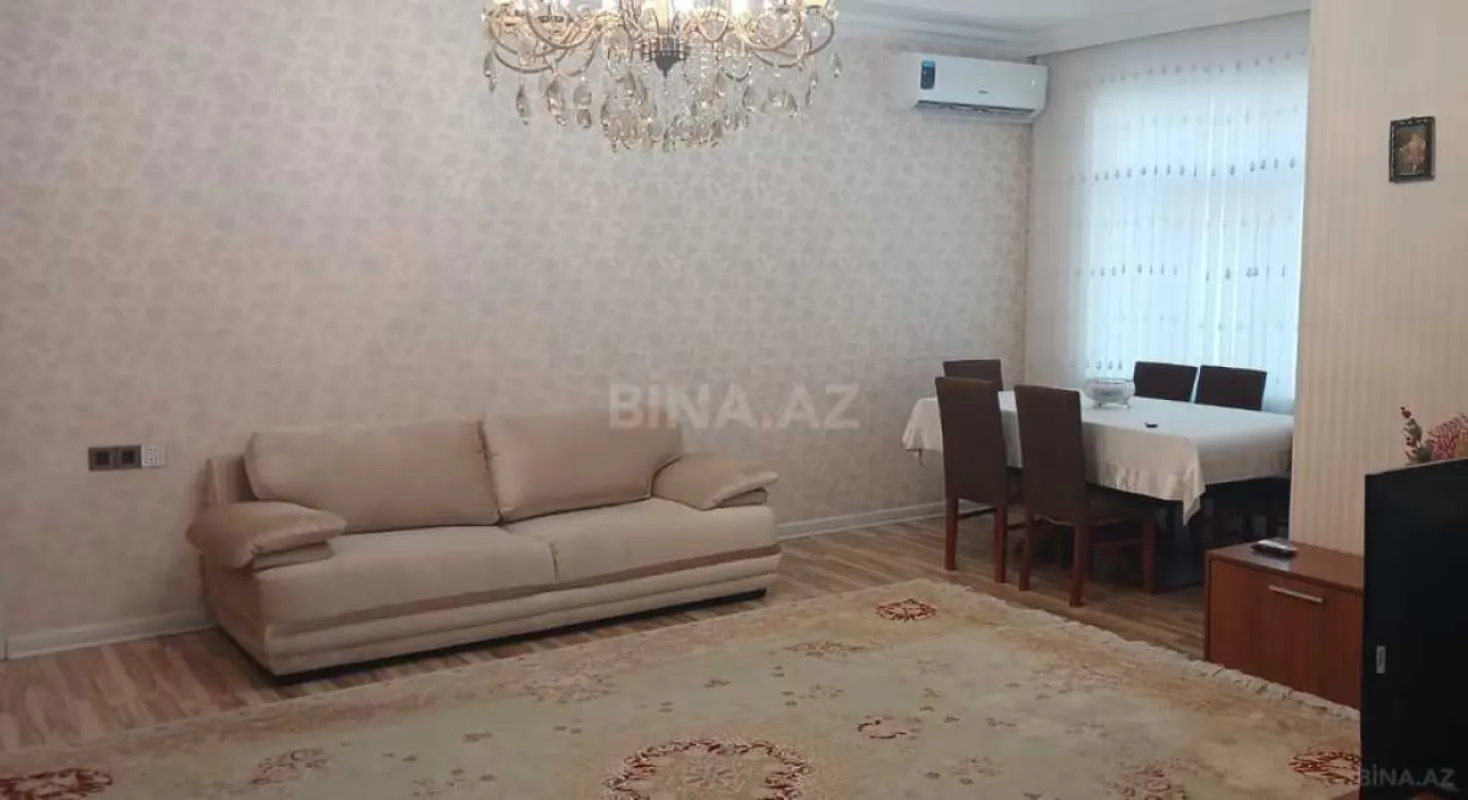 Satılır 3 otaqlı mənzil 125 m²