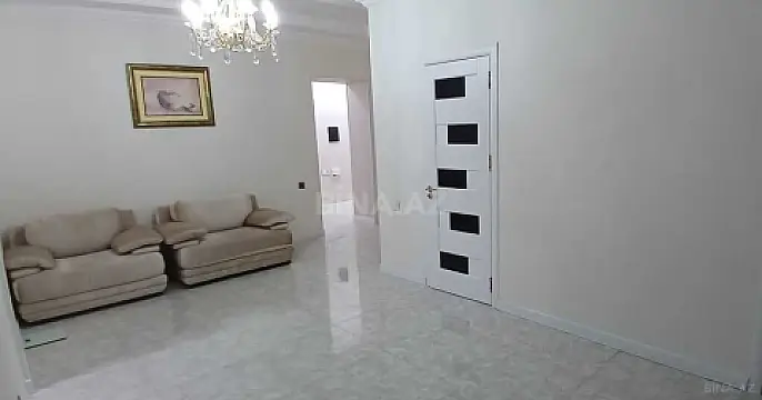 Satılır 3 otaqlı mənzil 125 m²