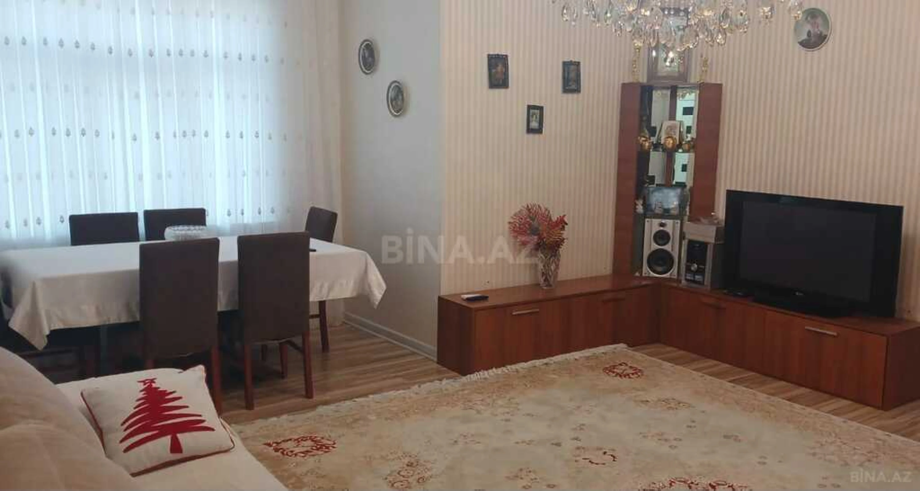 Satılır 3 otaqlı mənzil 125 m²