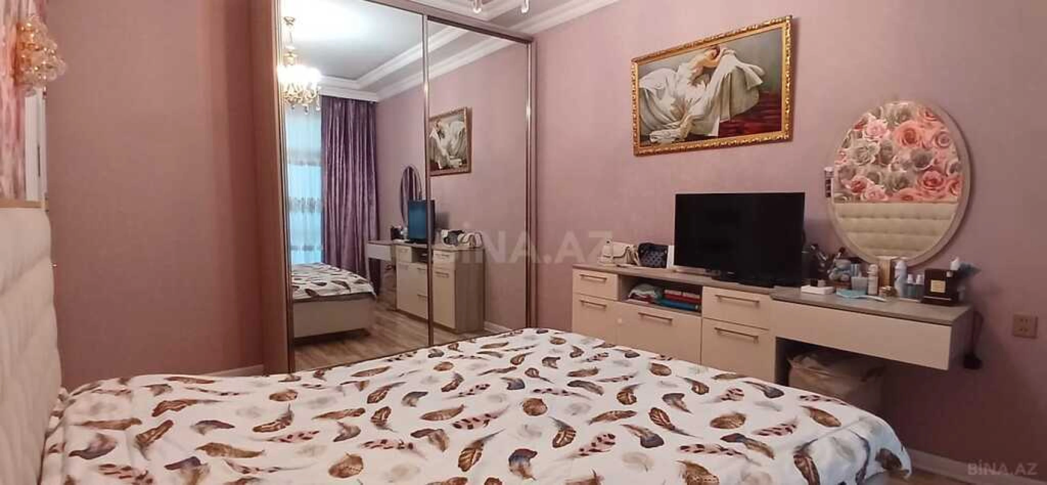 Satılır 3 otaqlı mənzil 125 m²
