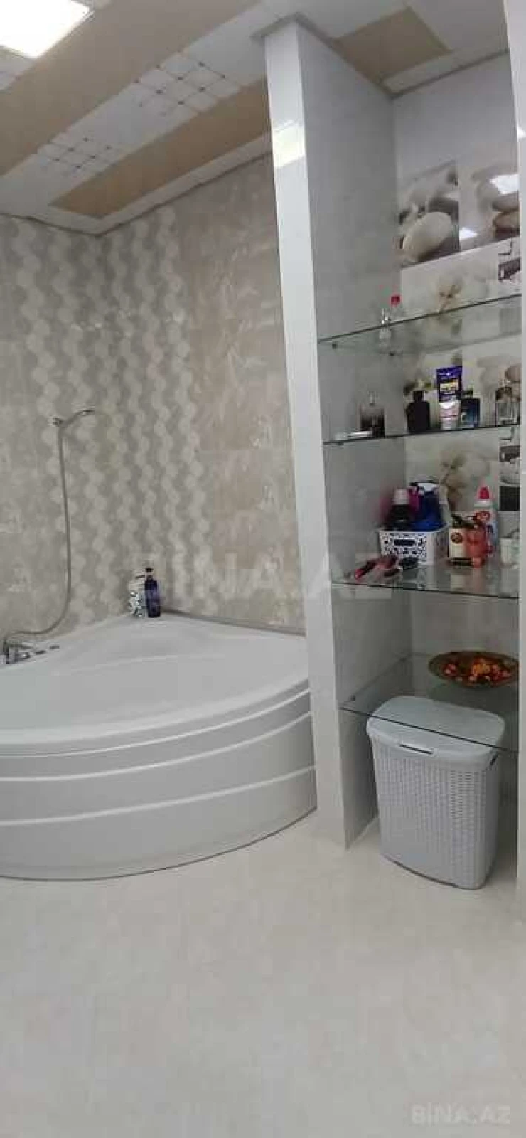 Satılır 3 otaqlı mənzil 125 m²