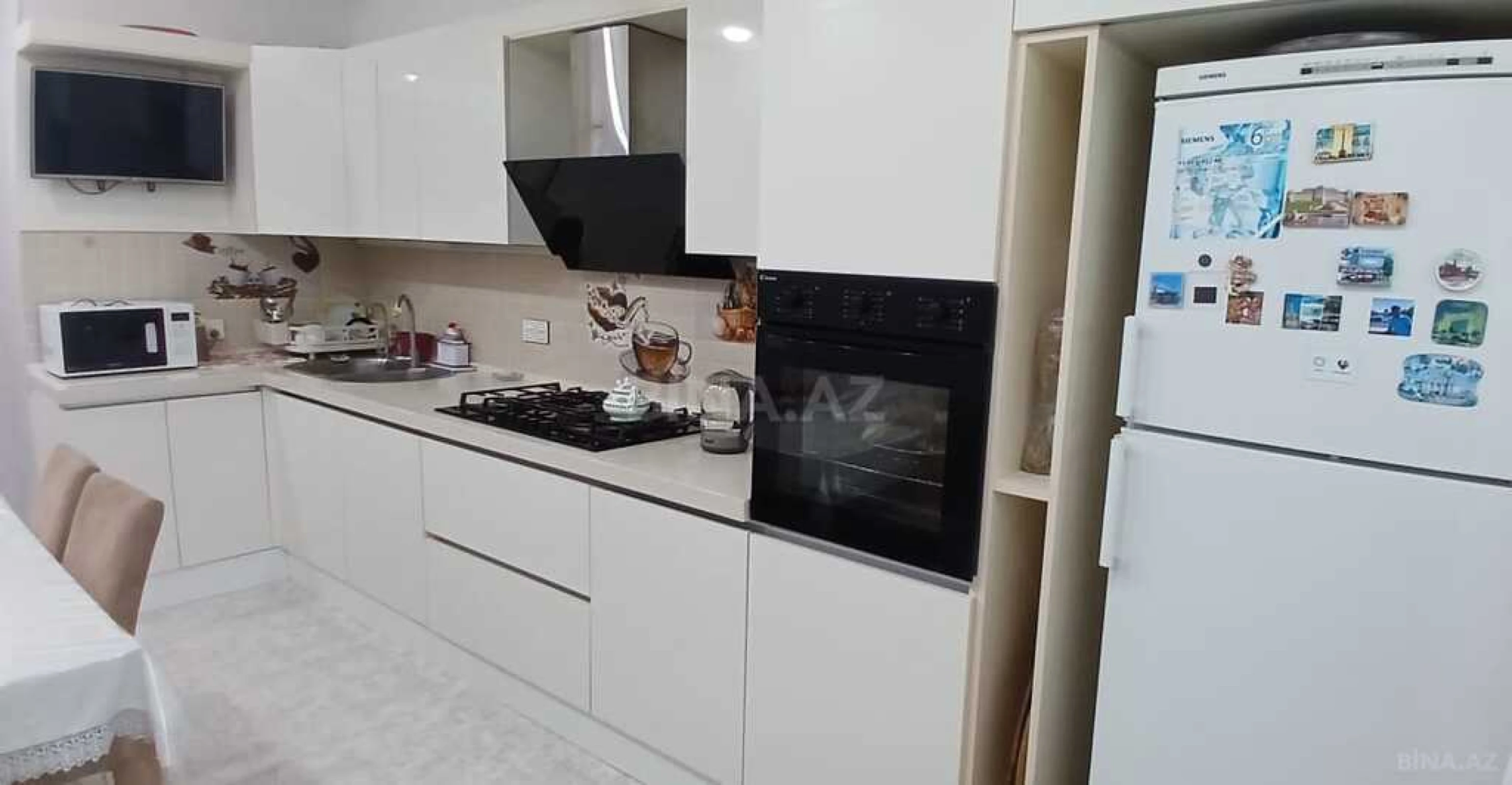 Satılır 3 otaqlı mənzil 125 m²
