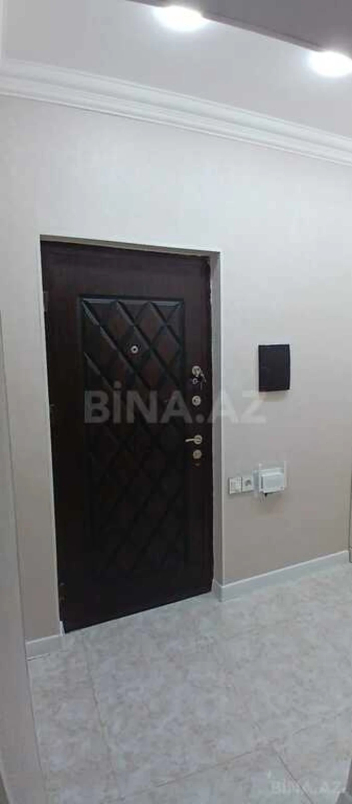 Satılır 3 otaqlı mənzil 125 m²