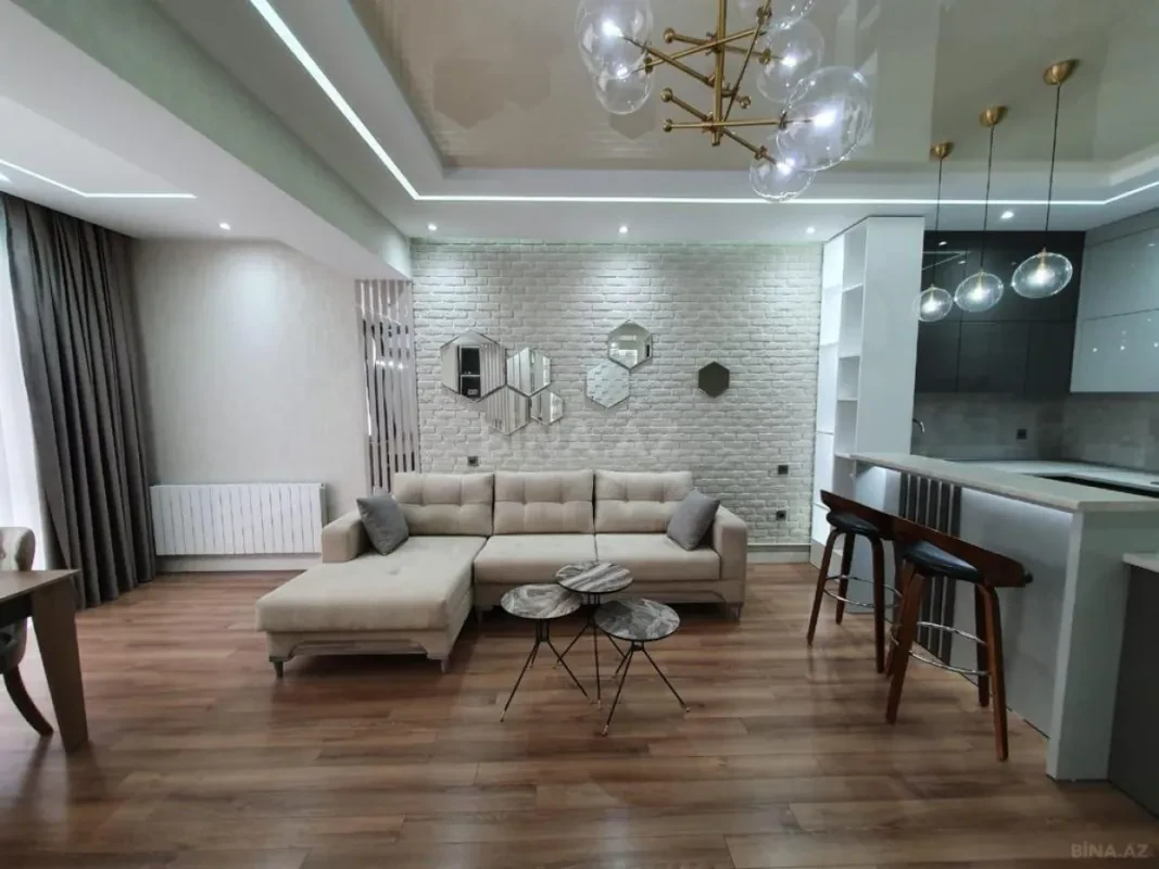 Satılır 2 otaqlı mənzil 80 m²