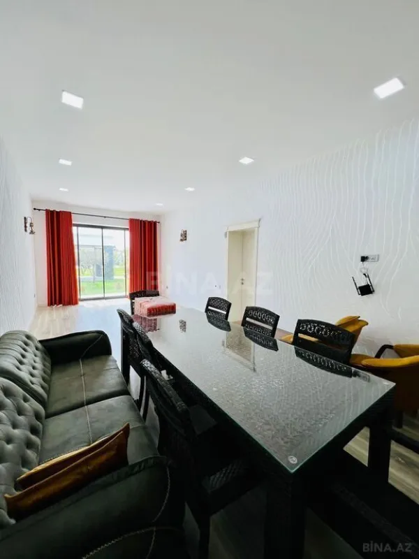 Satılır həyət evi 280 m²