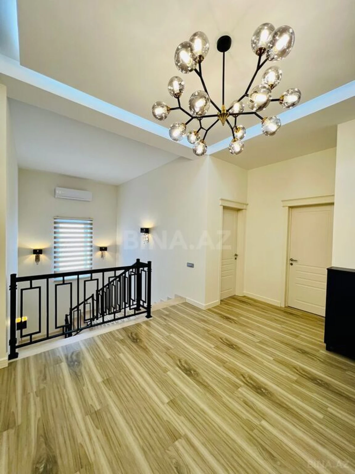 Satılır həyət evi 280 m²