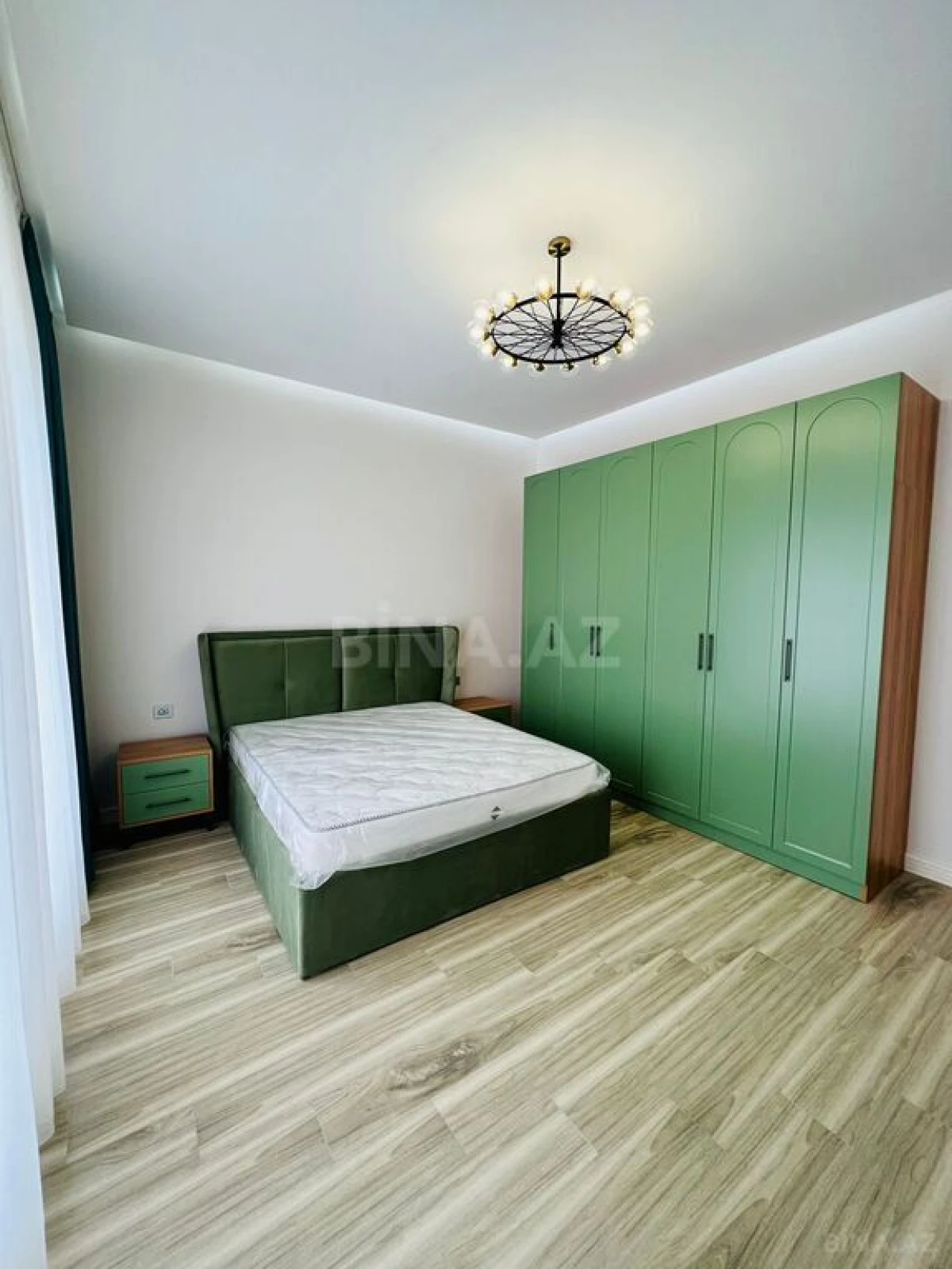 Satılır həyət evi 280 m²