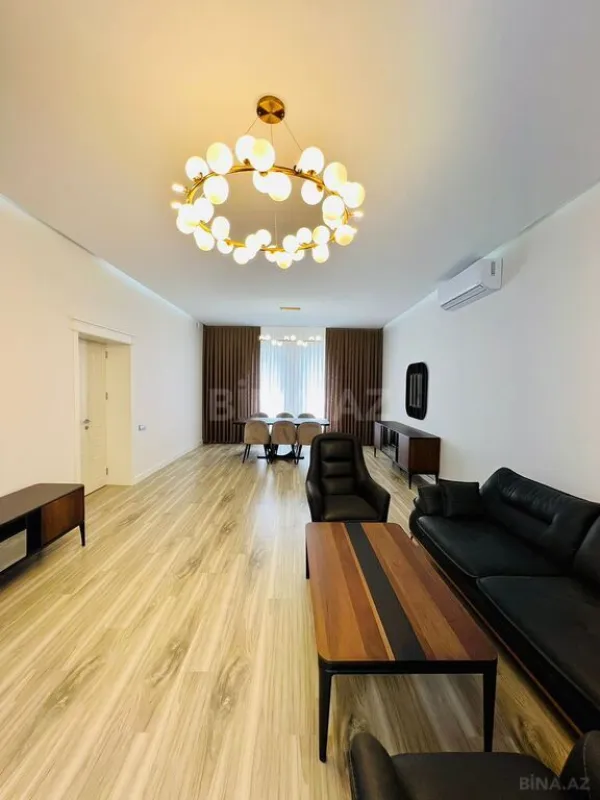 Satılır həyət evi 280 m²