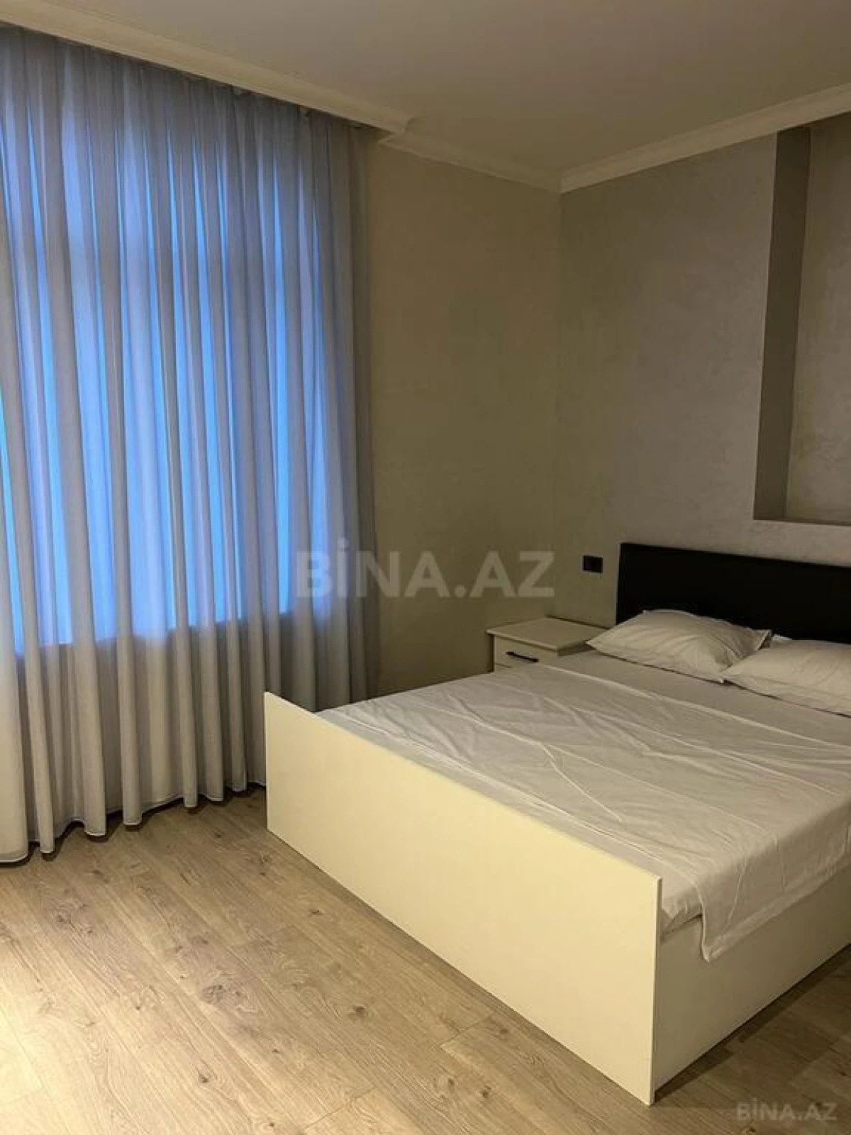Kirayə verilir 5 otaqlı həyət evi 300 m²