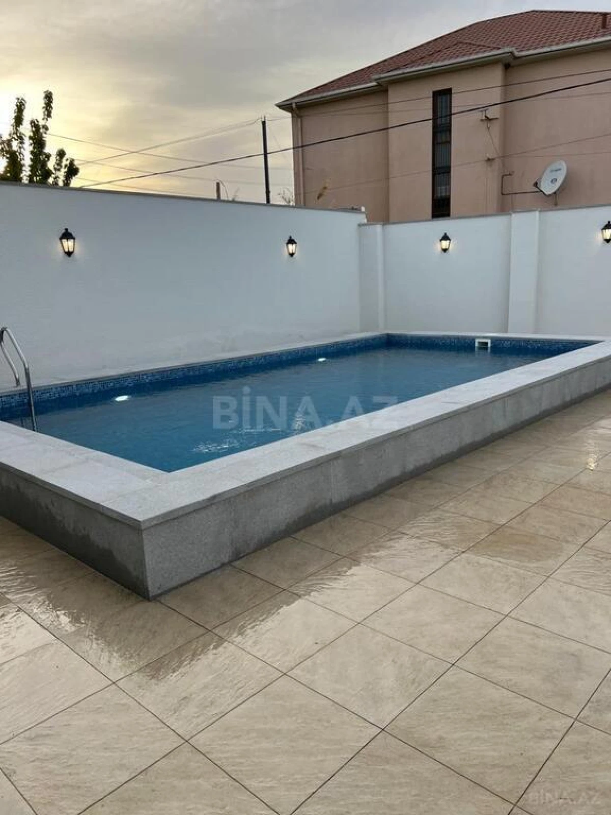 Kirayə verilir 5 otaqlı həyət evi 300 m²