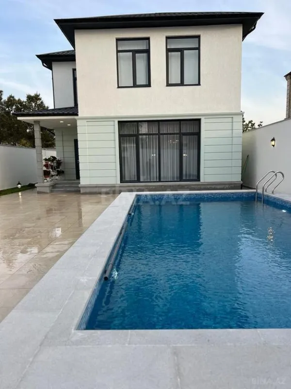 Kirayə verilir 5 otaqlı həyət evi 300 m²