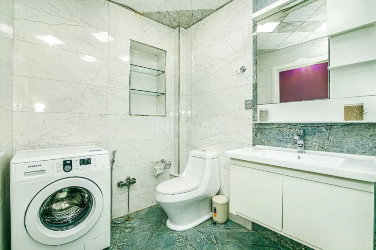 Kirayə verilir 2 otaqlı mənzil 75 m²