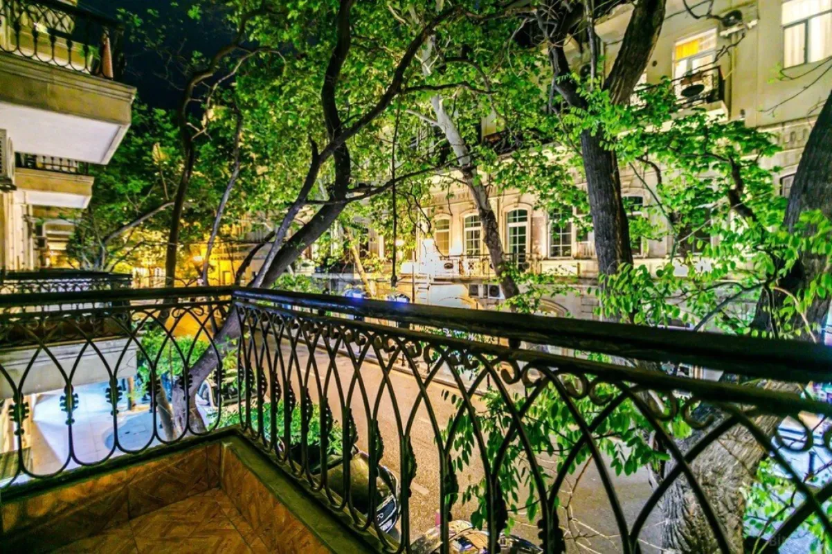 Kirayə verilir 3 otaqlı mənzil 120 m²