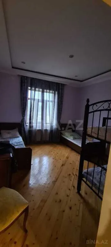 Satılır 6 otaqlı həyət evi 480 m²