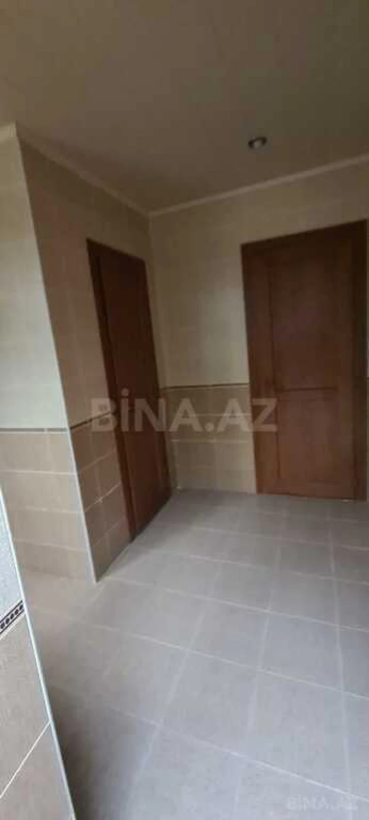 Satılır 6 otaqlı həyət evi 480 m²
