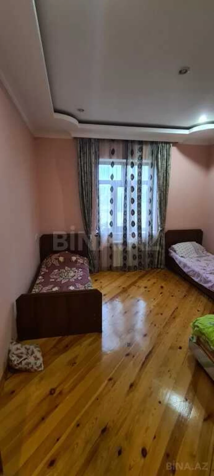 Satılır 6 otaqlı həyət evi 480 m²