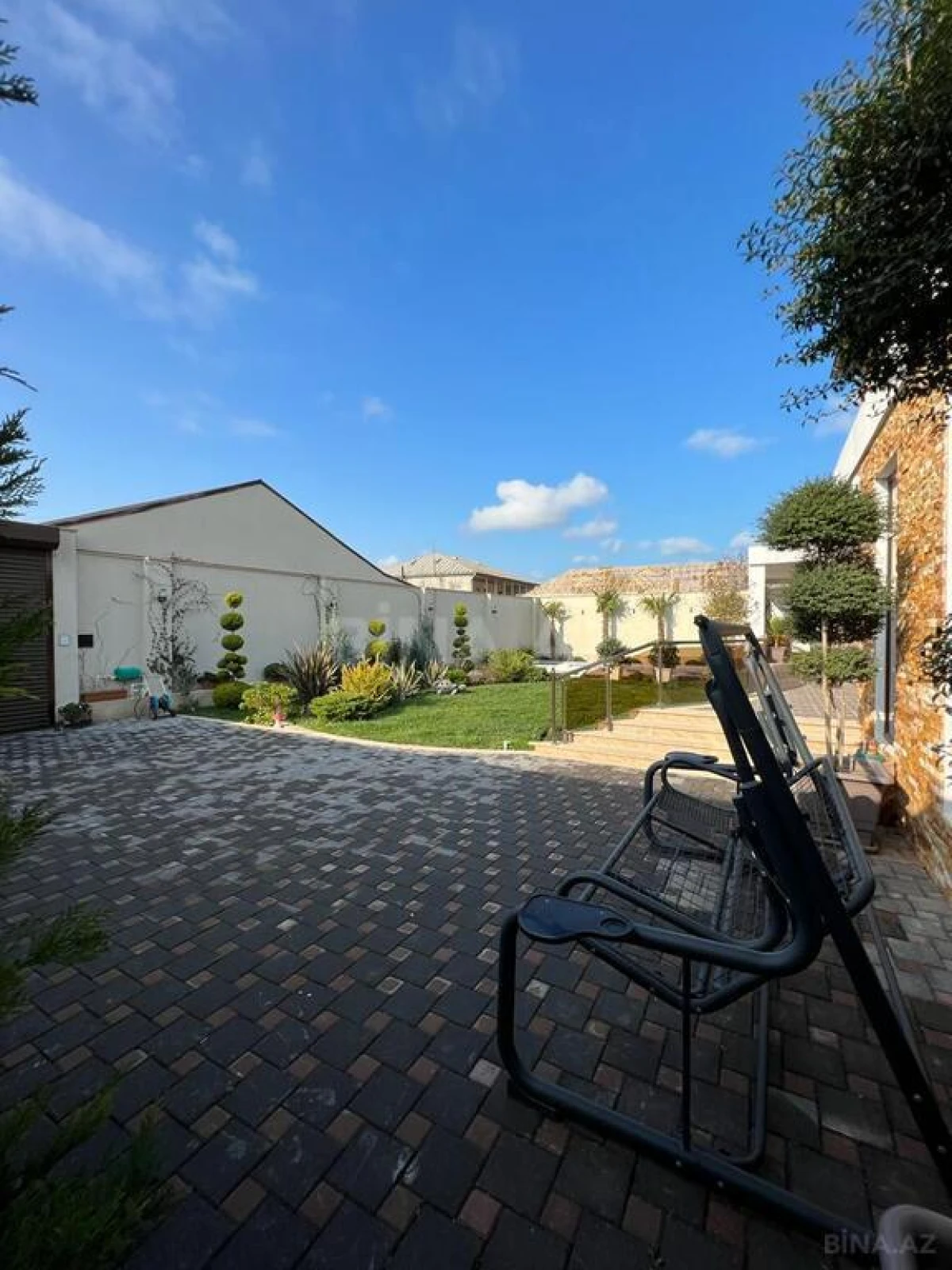 Kirayə verilir 4 otaqlı həyət evi 240 m²