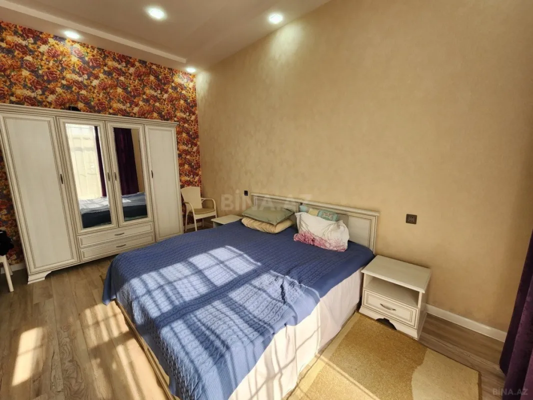 Kirayə verilir 4 otaqlı həyət evi 240 m²