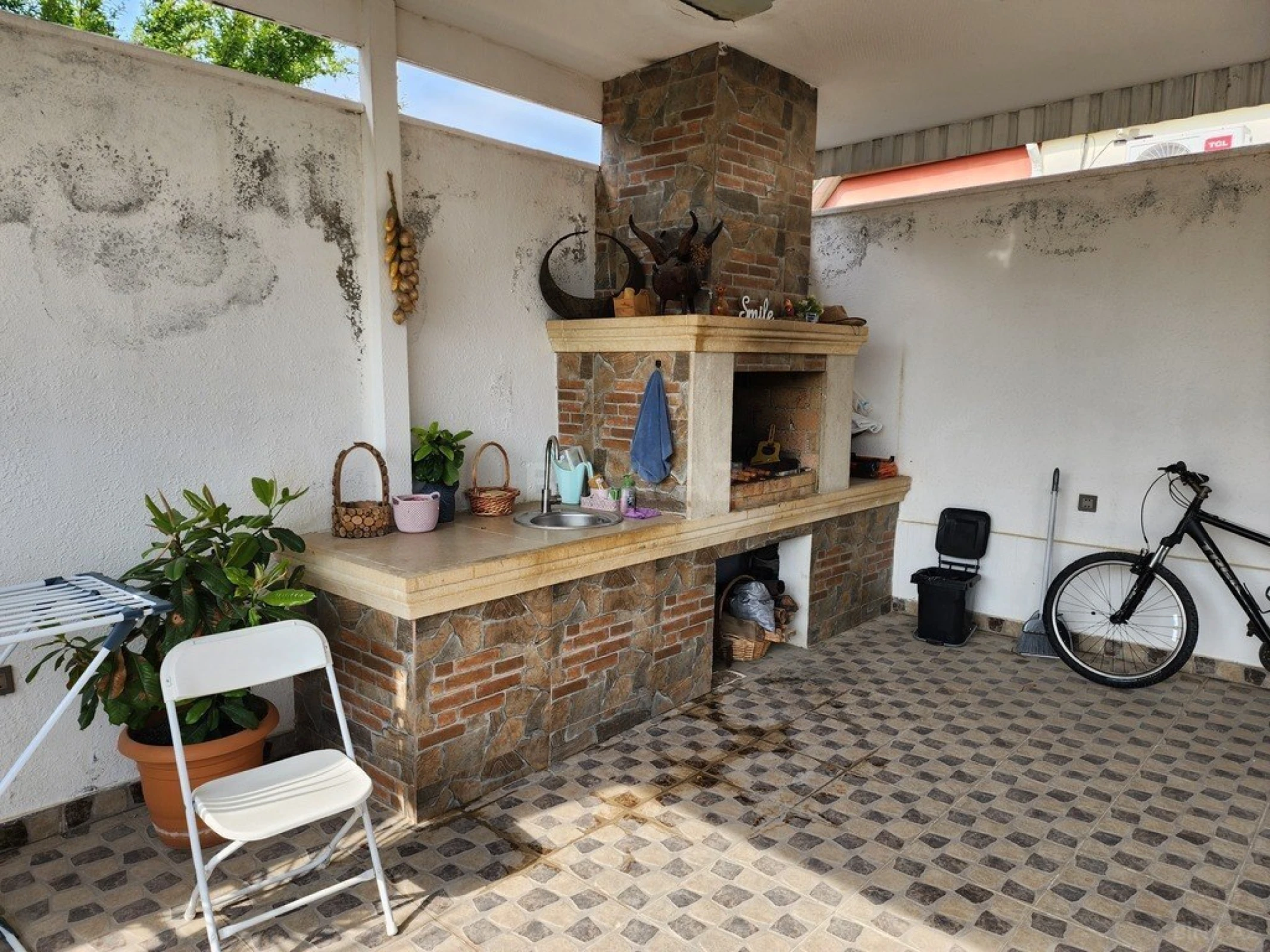 Kirayə verilir 4 otaqlı həyət evi 240 m²