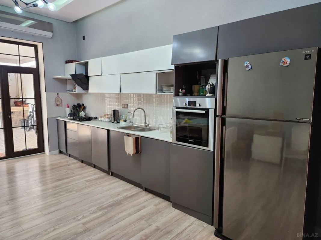 Kirayə verilir 4 otaqlı həyət evi 240 m²
