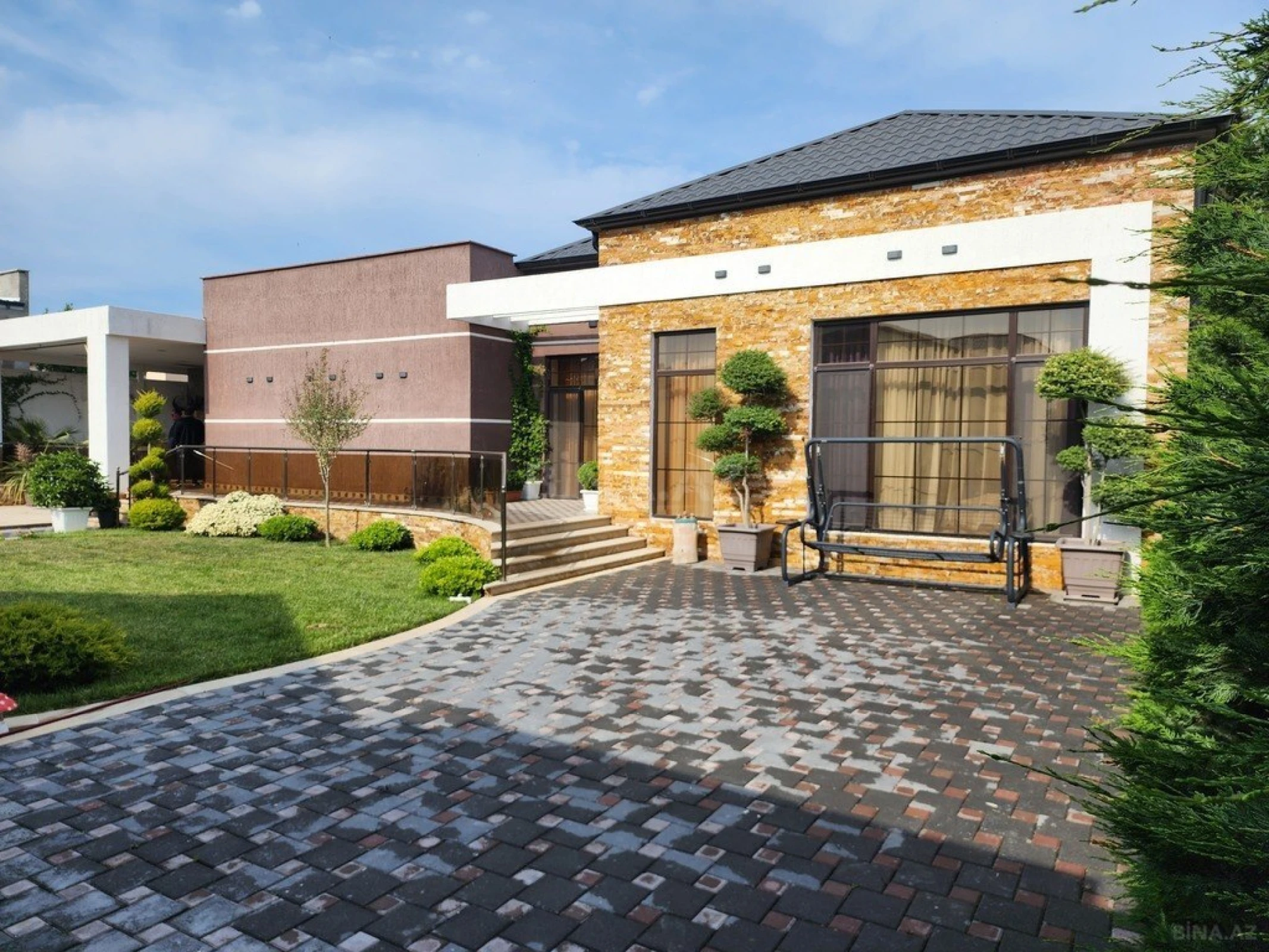 Kirayə verilir 4 otaqlı həyət evi 240 m²