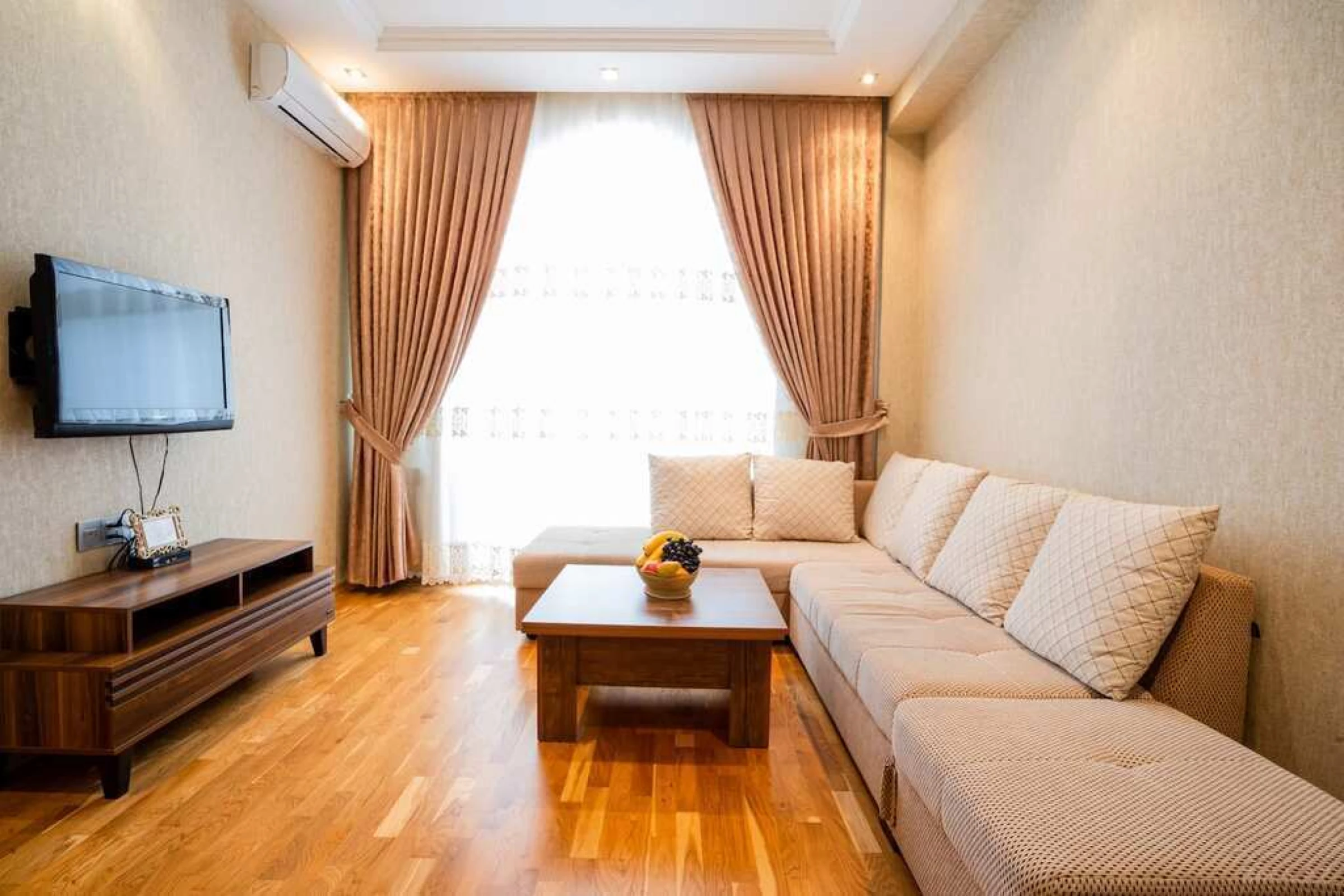 Kirayə verilir 2 otaqlı mənzil 55 m²