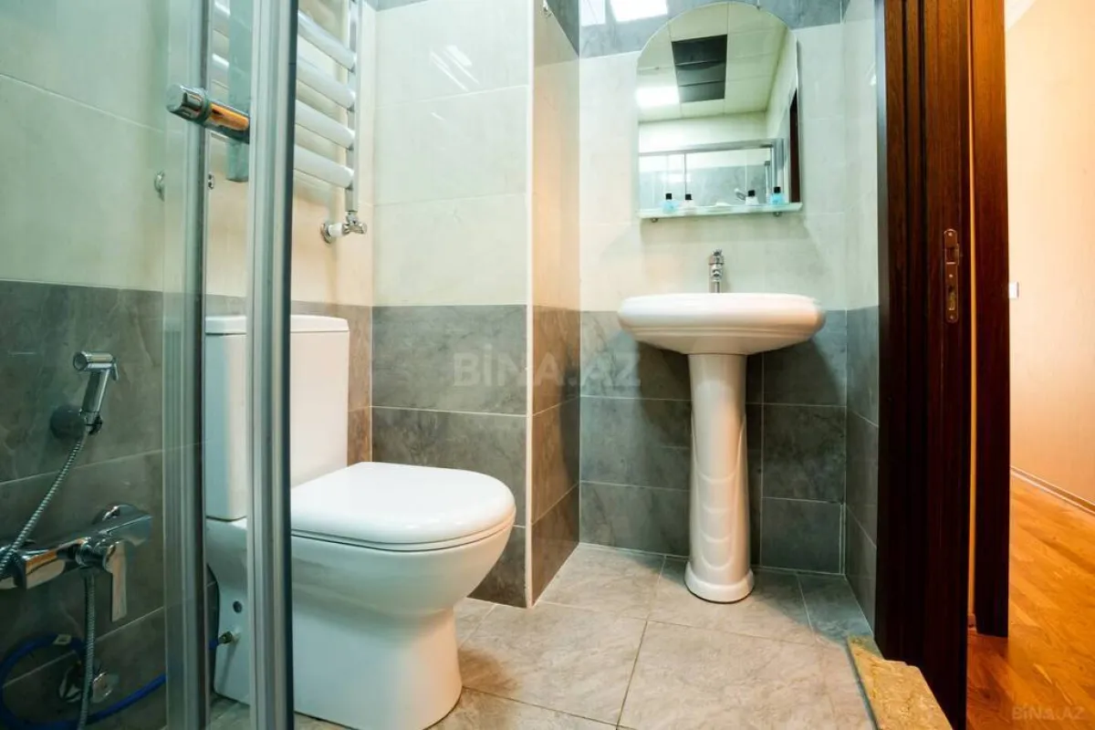 Kirayə verilir 2 otaqlı mənzil 55 m²