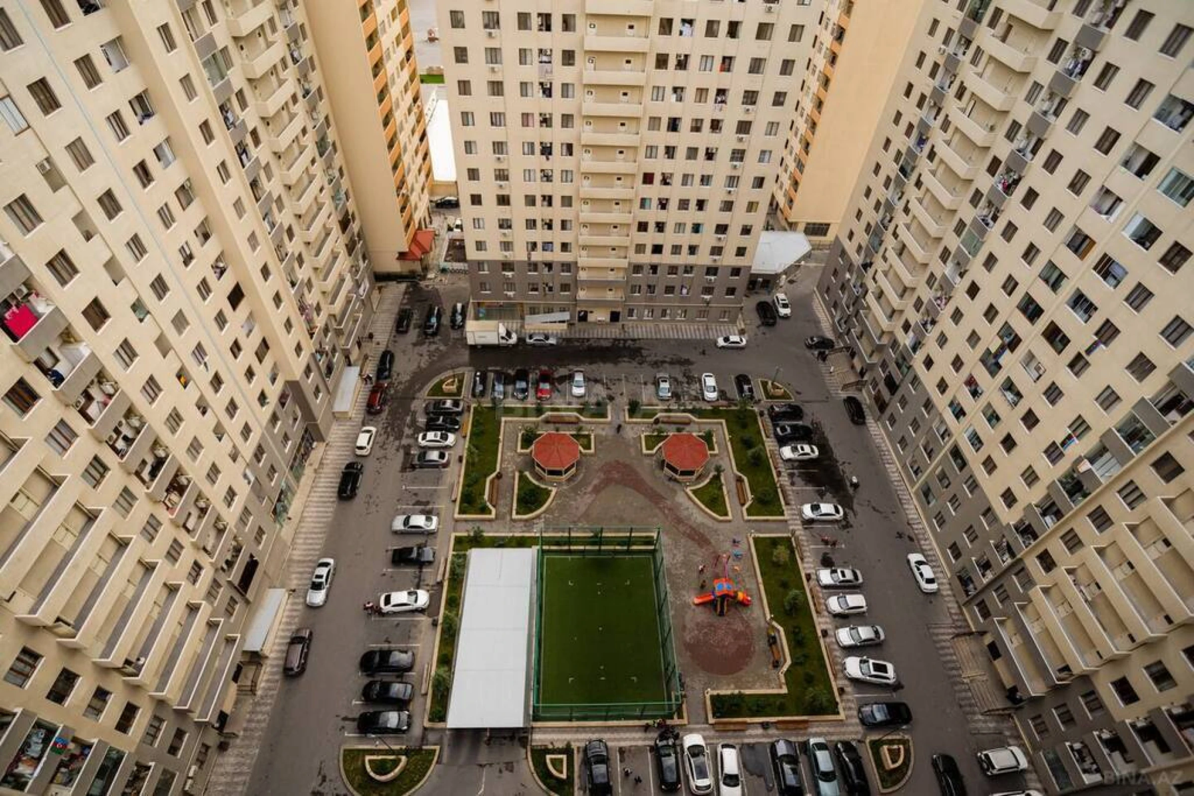 Kirayə verilir 2 otaqlı mənzil 55 m²