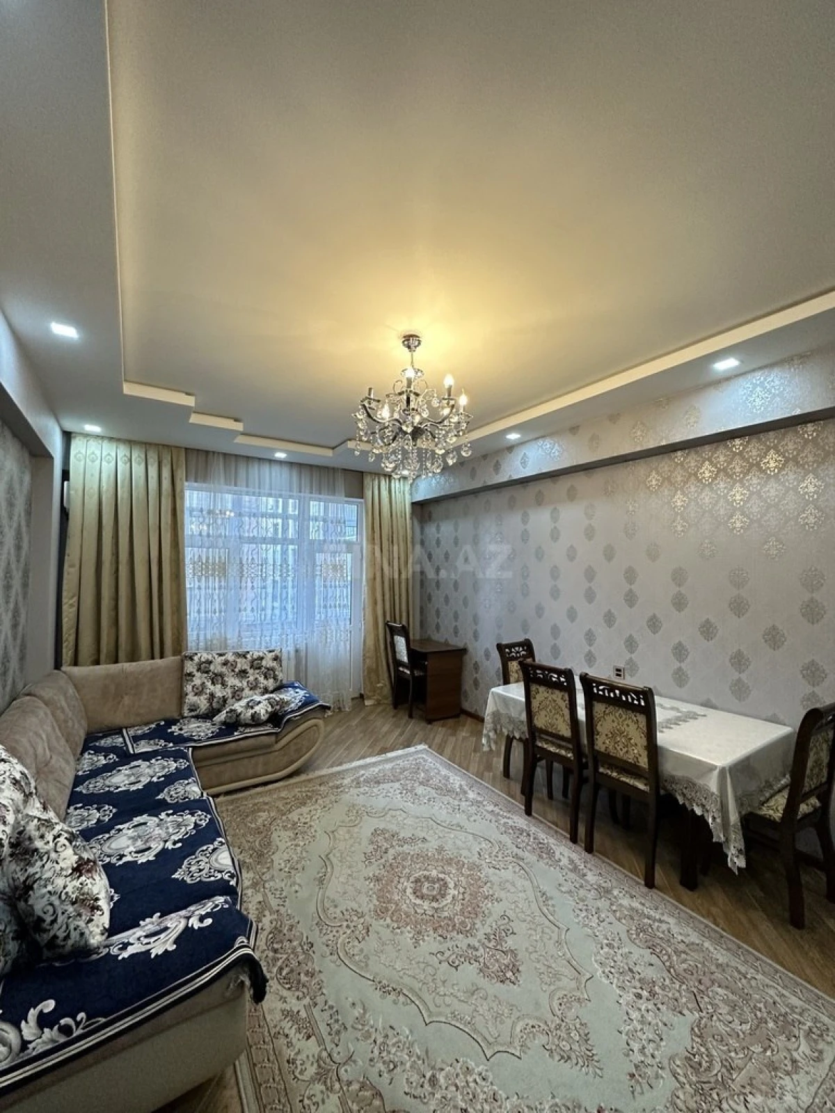 Satılır 2 otaqlı mənzil 82 m²